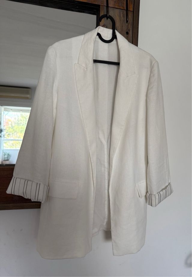 Blazer blanco Stradivarius Talla S