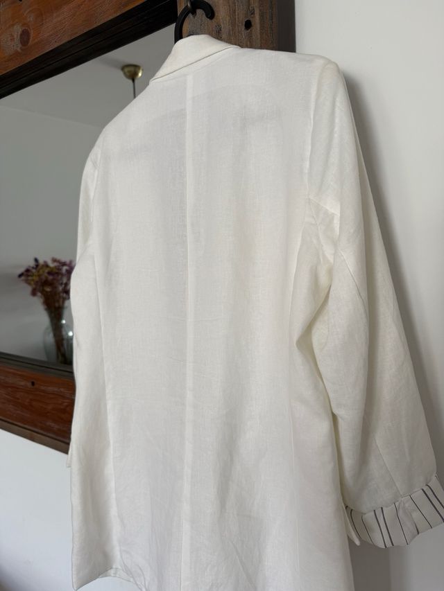 Blazer blanco Stradivarius Talla S