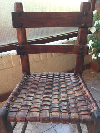 Antigua silla de costura