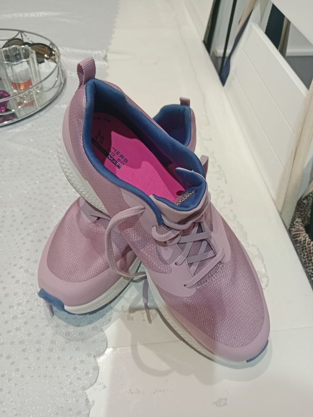 Zapatillas Skechers Rosa y Azul