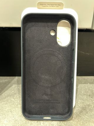 Custodia Apple iPhone 16 nera