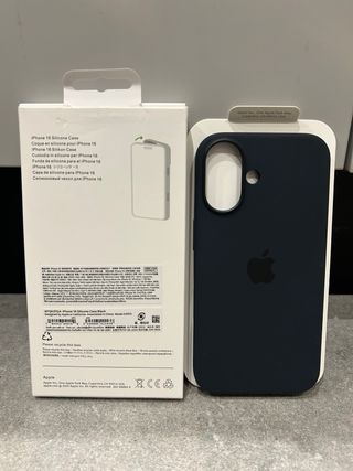 Custodia Apple iPhone 16 nera