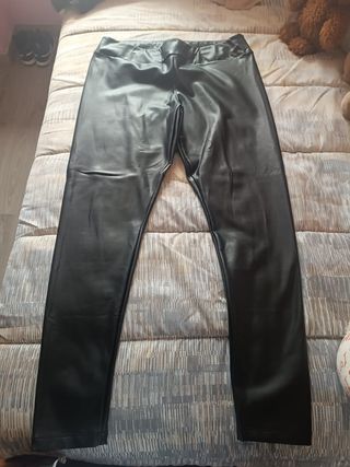 Leggings Negras de Cuero Esmara | Talla 44