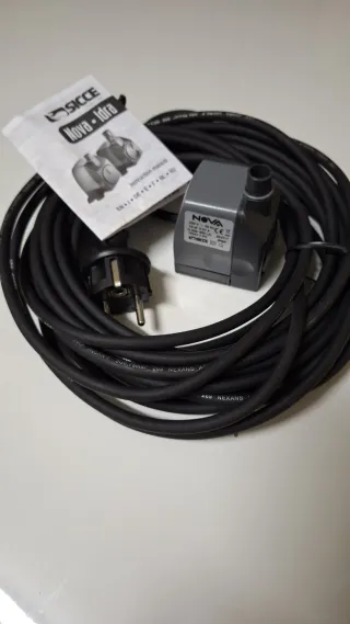 Bomba Nova 230V 10W 800 L/h IP68