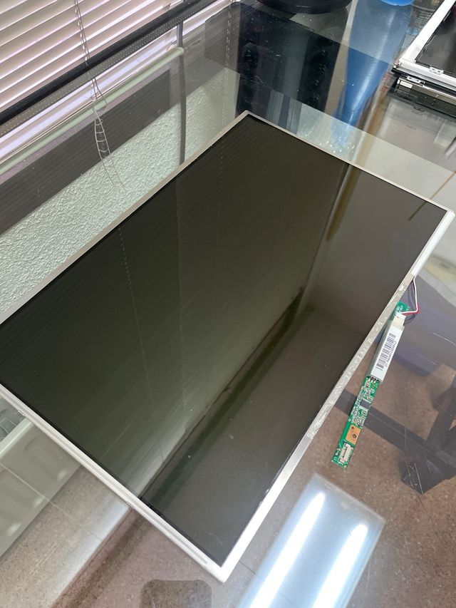 Tela portátil 15,4'' Samsung 30 pin LTN154AT01