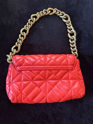 Borsa Zara trapuntata con catena oro