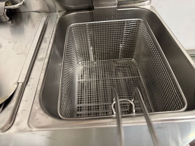 Friggitrice elettrica doppia Metro Professional