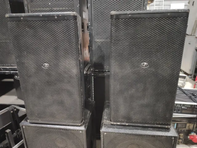 X2 Altavoces DAS Audio Reference 15.64