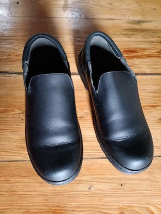 Zapatos de trabajo negros