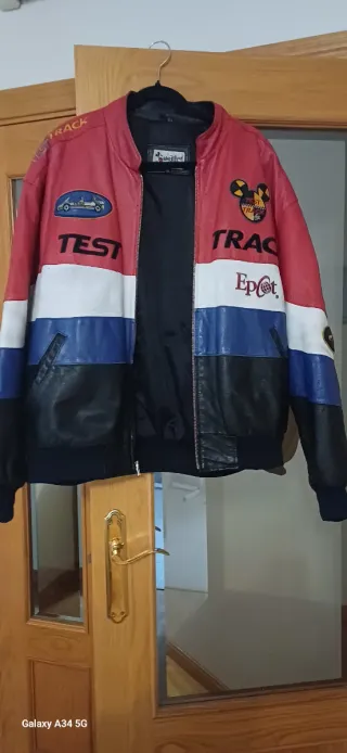 Chaqueta de cuero hombre roja y negra