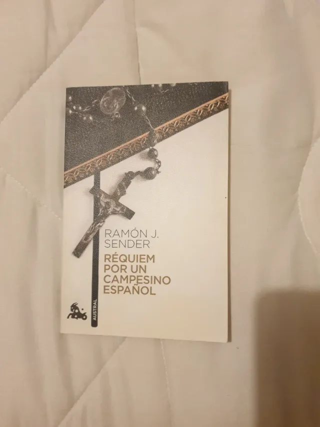 Requiem por un campesino espanol (Spanish Editio