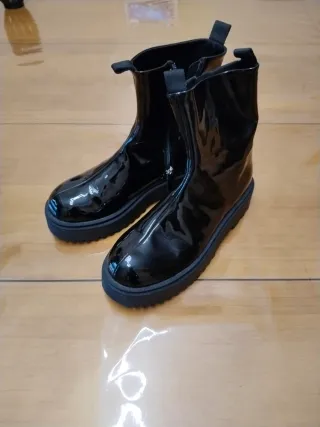 Botines charol Zara negros