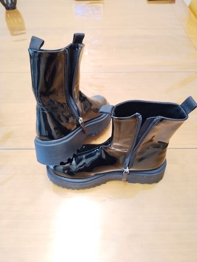 Botines charol Zara negros