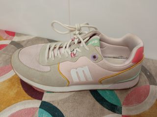 Zapatillas Mustang Beige y Rosa