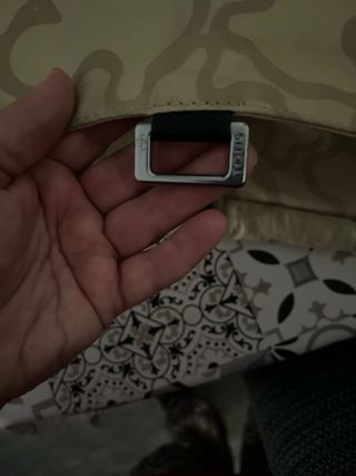 Bandolera y monedero Tous beige