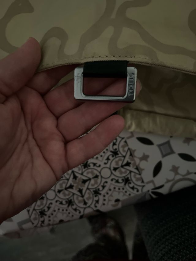 Bandolera y monedero Tous beige