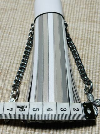 Charm Michael Kors Piel y Pedrería