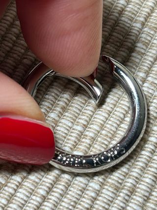 Charm Michael Kors Piel y Pedrería