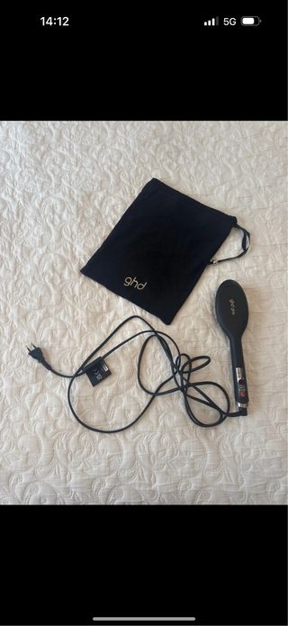 Peine Alisador GHD Negro