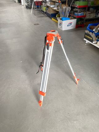 Trípode Topográfico Profesional
