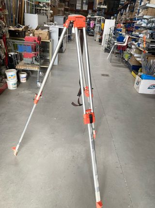 Trípode Topográfico Profesional