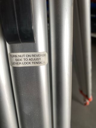 Trípode Topográfico Profesional