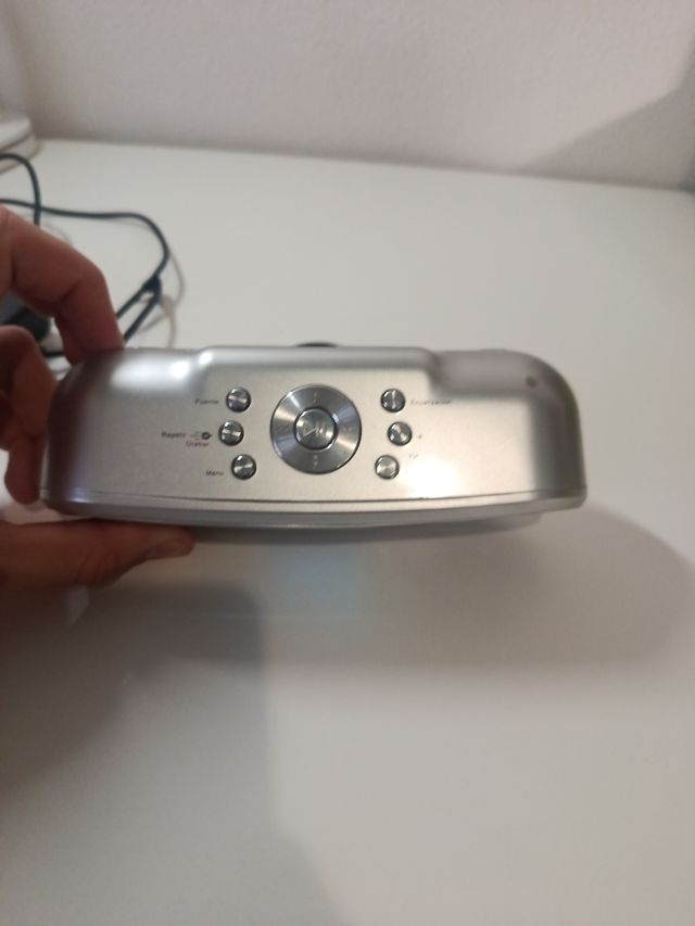 Radio y reproductor música Vintage Plata