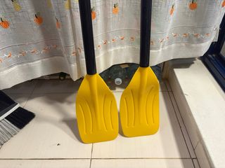 Remos kayak/barca amarillos