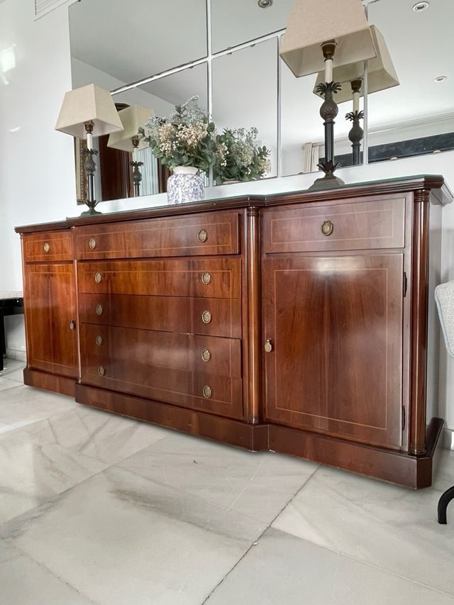 Aparador de madera “Hurtado”