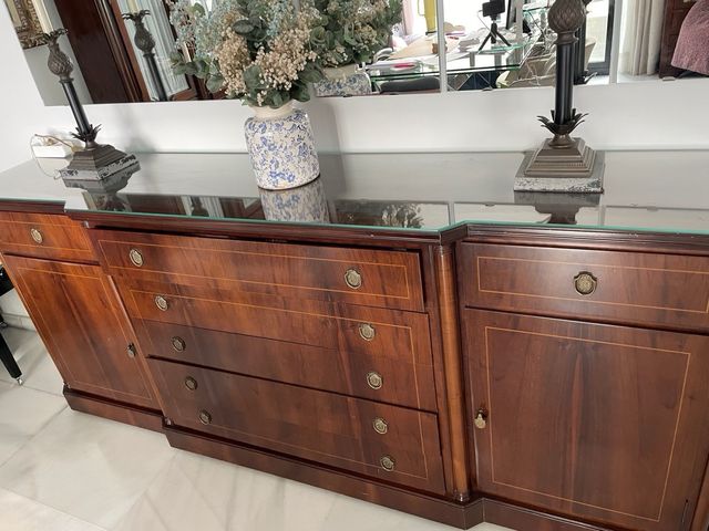 Aparador de madera “Hurtado”