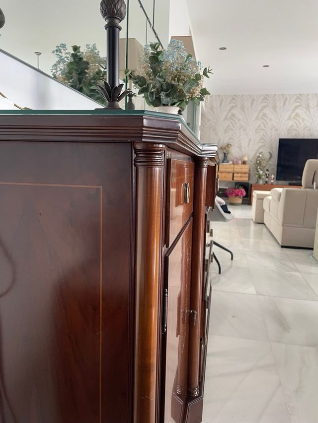 Aparador de madera “Hurtado”