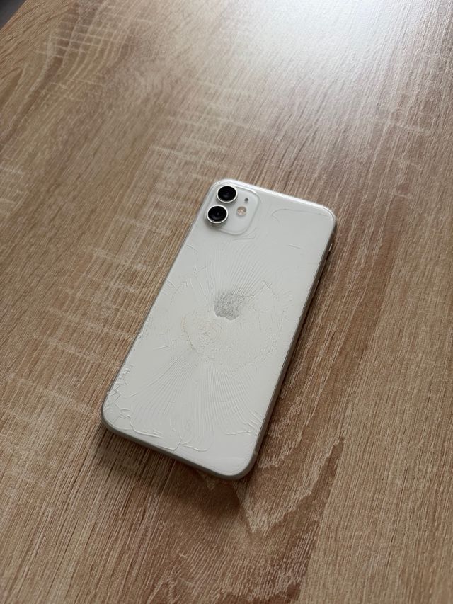 iPhone 11 64GB