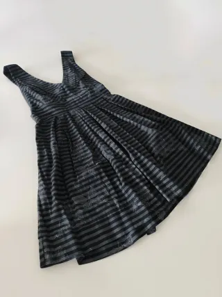 Vestido rayas y flores