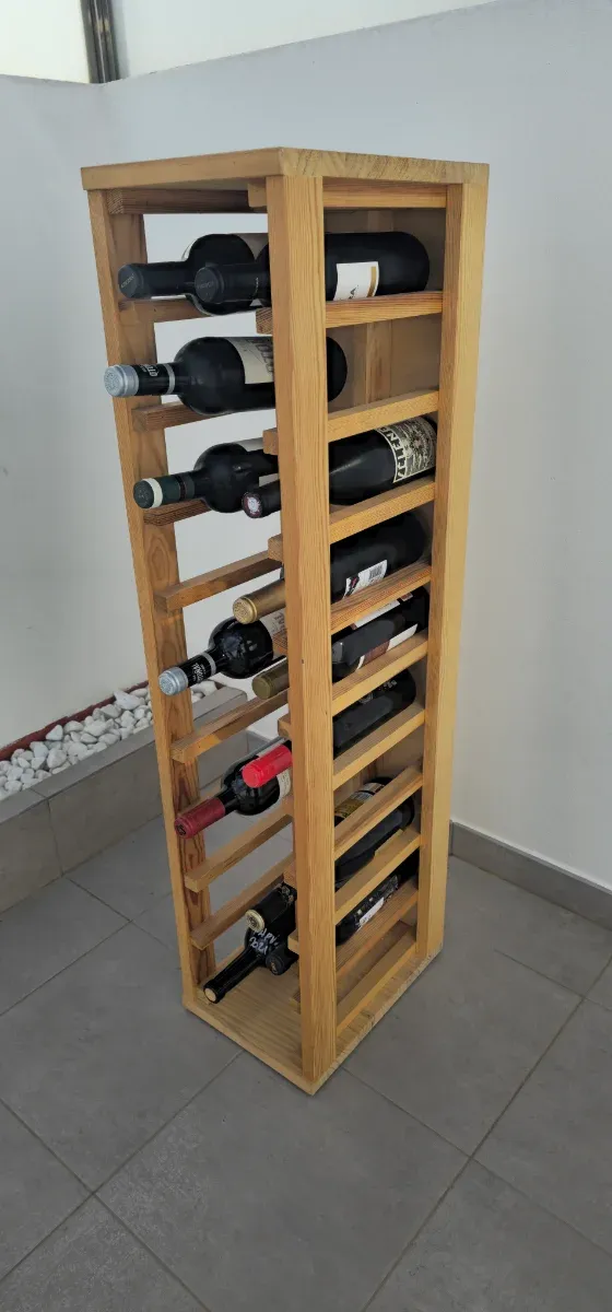 Botellero de madera para 20 botellas. Mudanza