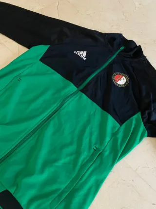 Chaqueta Feyenoord Adidas Negra y Verde