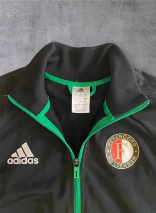 Chaqueta Feyenoord Adidas Negra y Verde