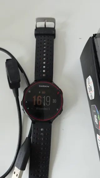 Garmin Forerunner 235 Reloj GPS