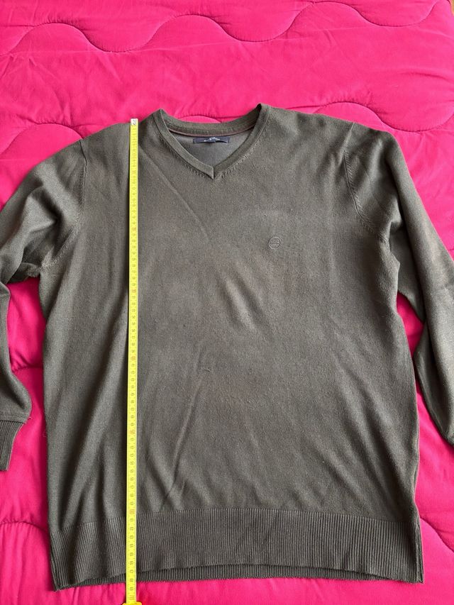 Jersey Boston verde cuello pico