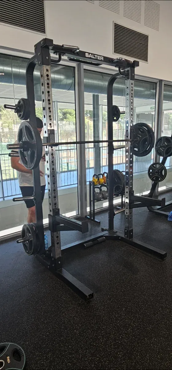 Rack de fuerza Salter Essence