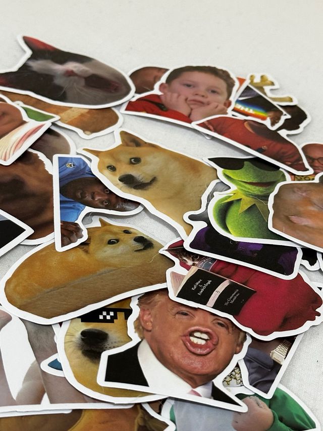 Memes inolvidables, pack pegatinas único x50