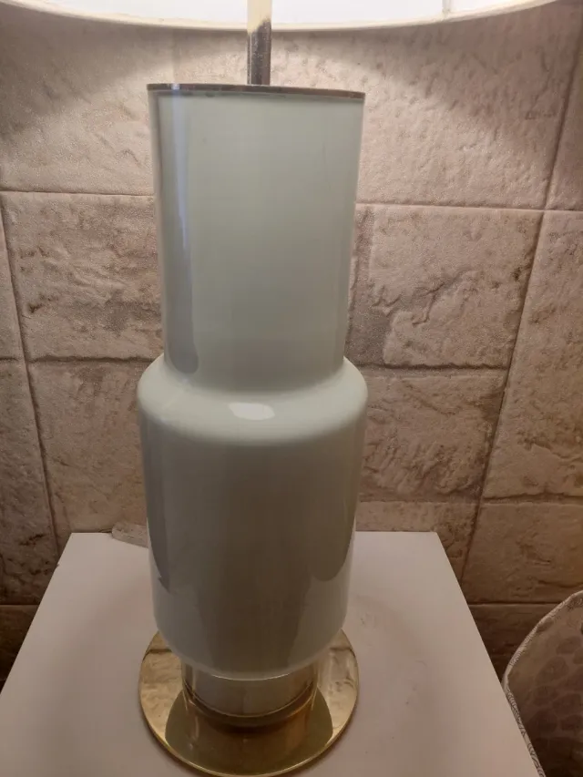 Lámpara de mesa diseño cristal y metal