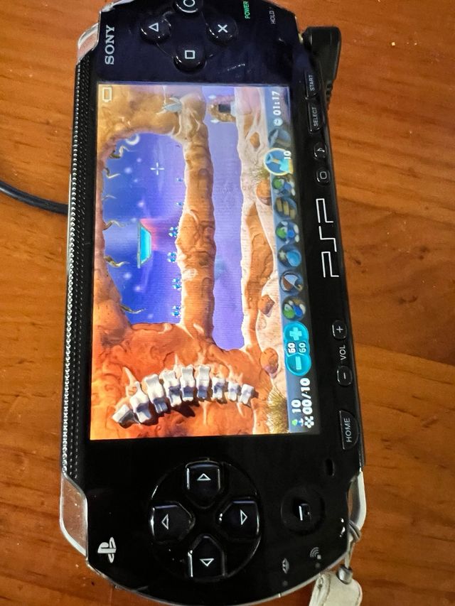 Consola PSP nera + 12 giochi