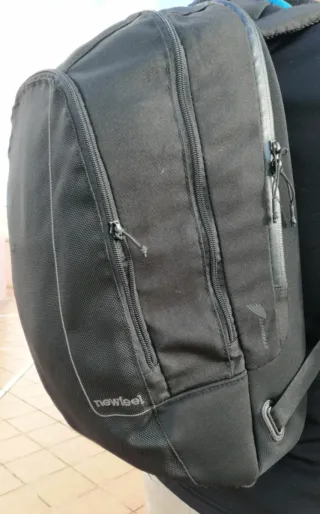 Mochila Newfeel 28L Negra