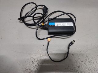 Cargador Batería Patinete Eléctrico