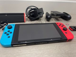 Nintendo Switch V1 2018 INTACTA+ 20 juegos