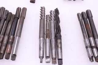 Juego Escariadores y Fresas con Vástago Cono Morse