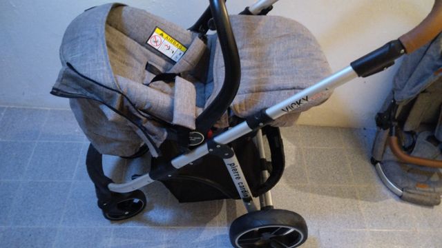 Carrinho Pierre Cardin Chassis + Assento