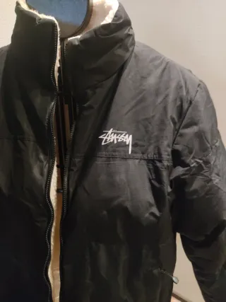 Abrigo Stussy Negro