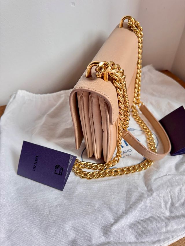 Bolso Prada Beige Cadena Dorada original