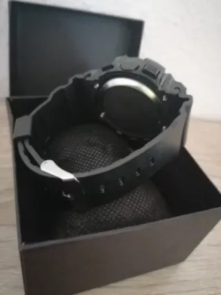 Reloj Sport Watch Negro y Plateado